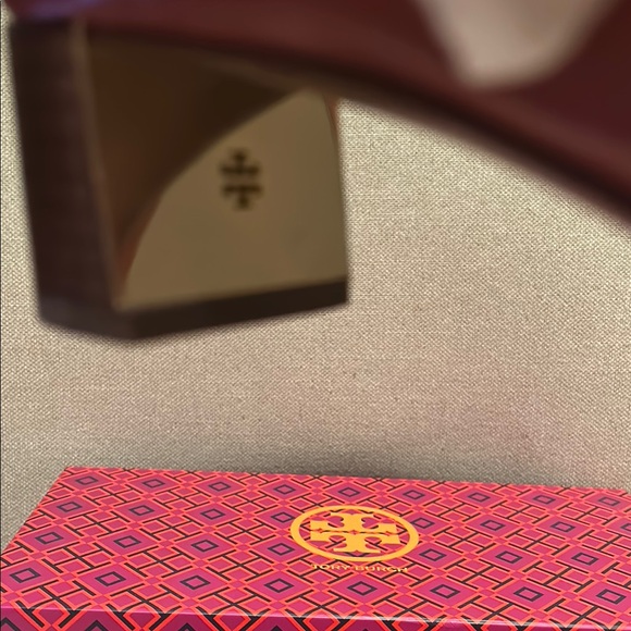 Tory Burch Burnt Orange Leather Women's Heels - Picture 6 of 12